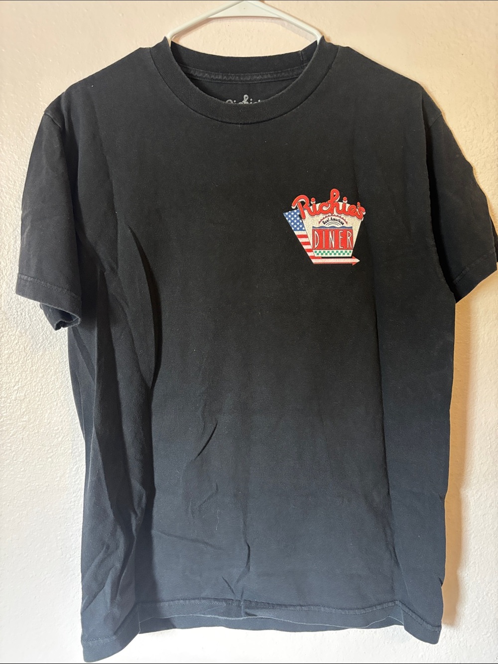 Black Short Sleeve Richie’s Diner Graphic Tee Shirt, Size M
